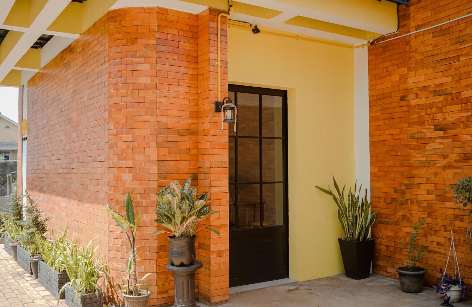 Arlita Guesthouse Cianjur Exterior photo